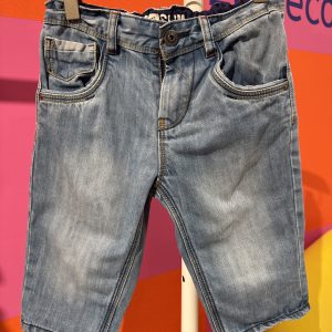 Bermuda jean Okaidi 8 ans