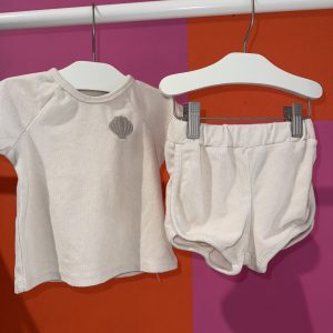 Ensemble t shirt et short motif coquillage H&M 6 mois