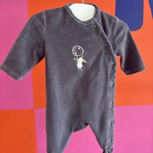 Pyjama marque inconnue 1 mois
